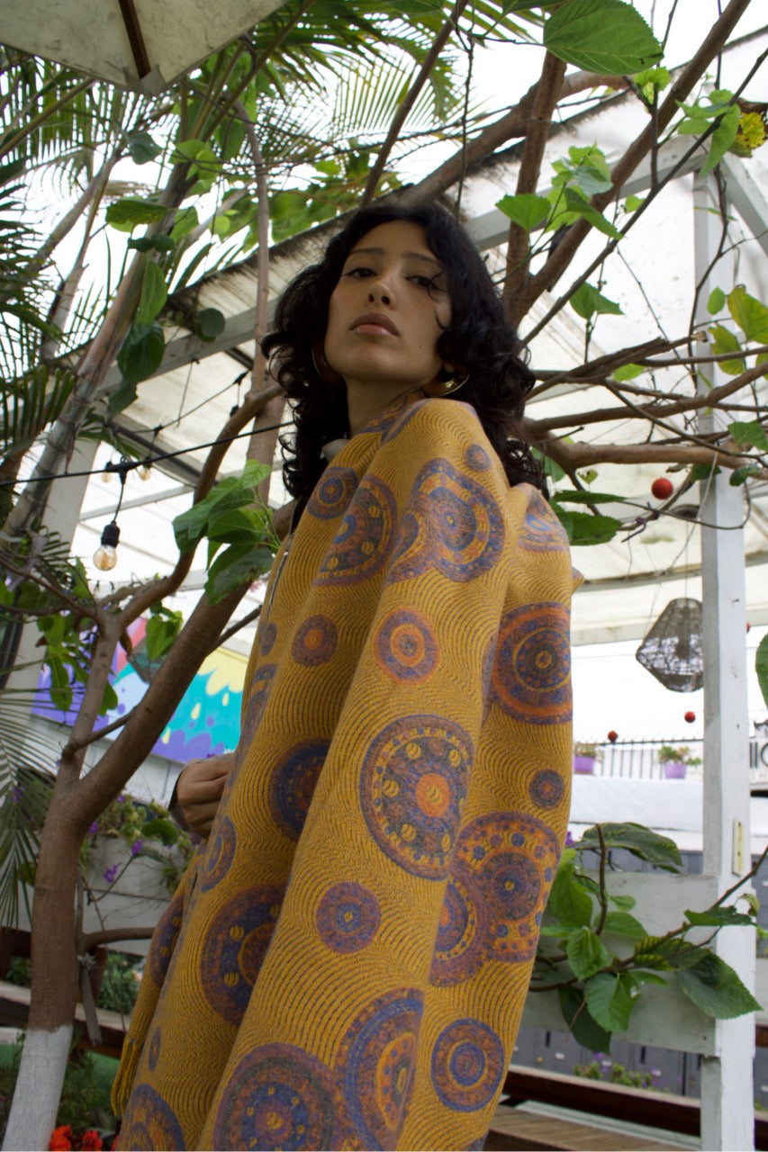 Inner Circle Woven Shawl